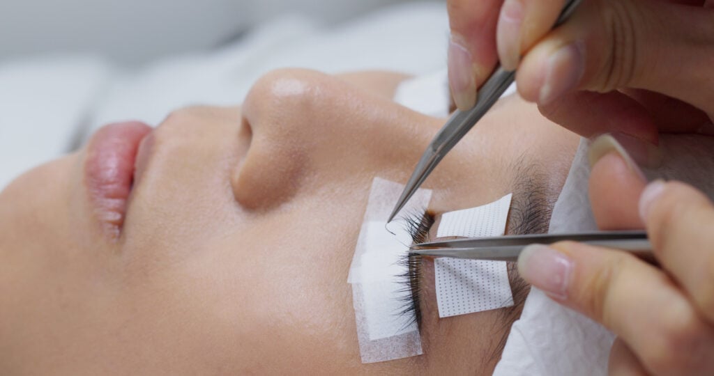 Eyelash Removal