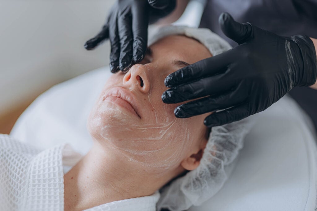 UMI Signature Relaxation Facial 45 Min