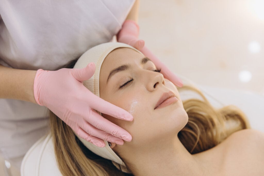 UMI Sensitive Skin Recovery Facial 60 min